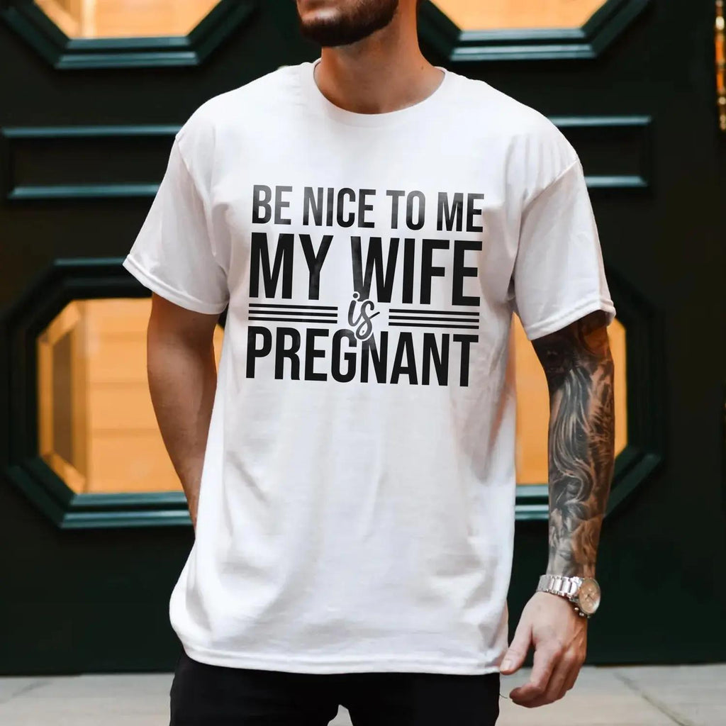 Friendly Pregnancy Reveal Shirt for Expectant Husband Humorous Dad-To-Be Tee Gift